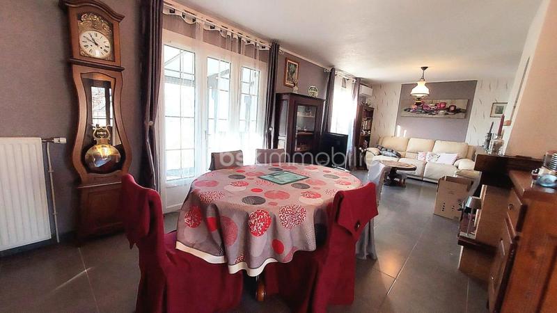 Maison - 87 m² - 5 pièces