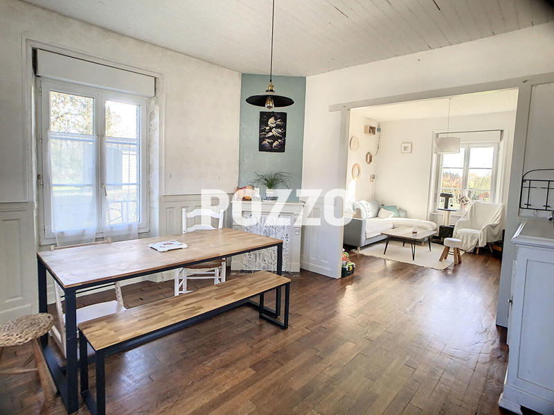 Maison - 122 m² - 5 pièces