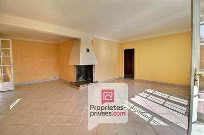 Maison - 145 m² - 7 pièces
