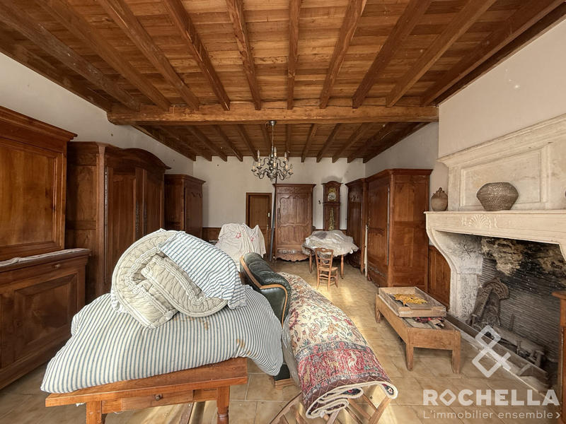 Maison ancienne - 310 m² - 10 pièces