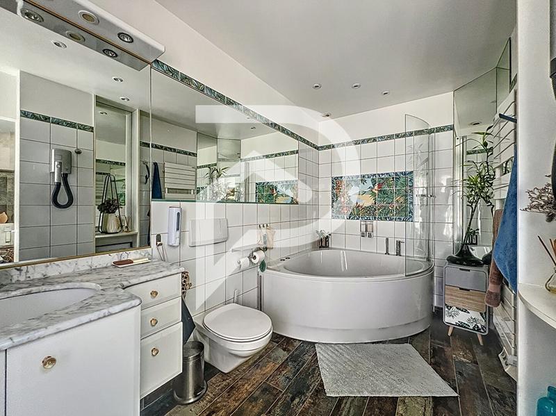 Maison - 94 m² - 4 pièces