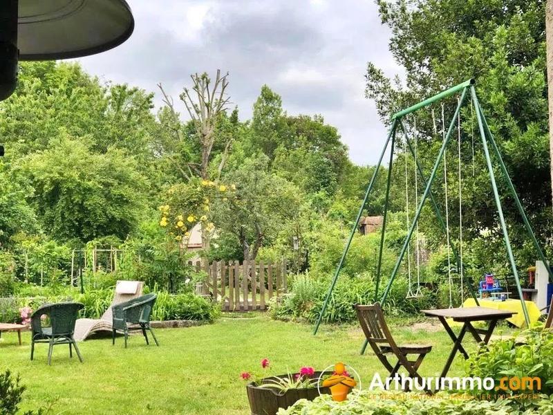 Maison - 228 m² - 9 pièces