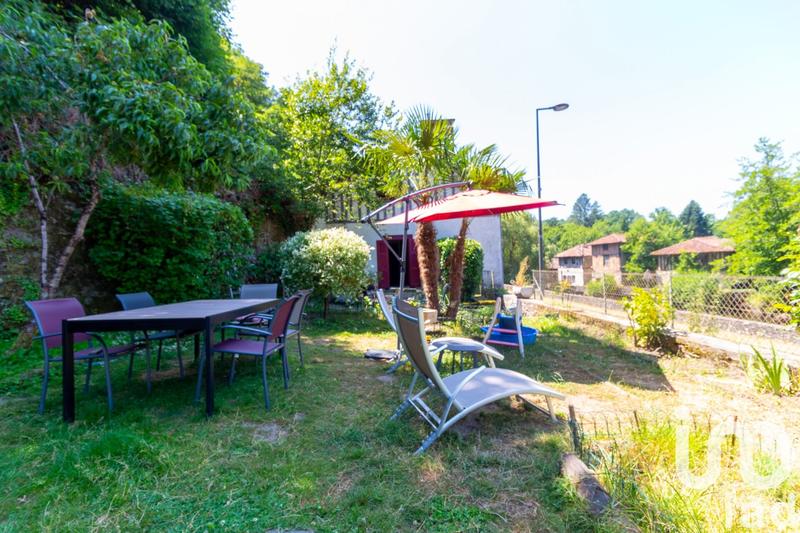 Maison - 185 m² - 11 pièces