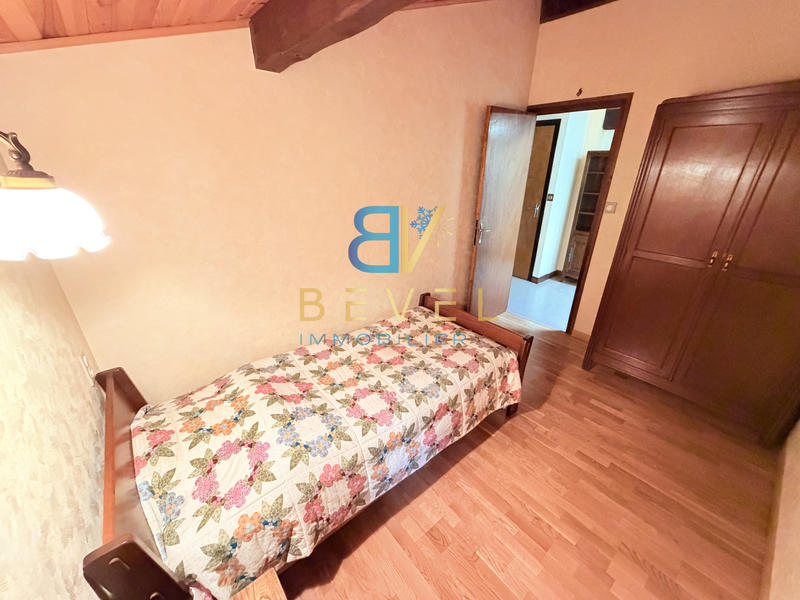 Maison - 147 m² - 6 pièces