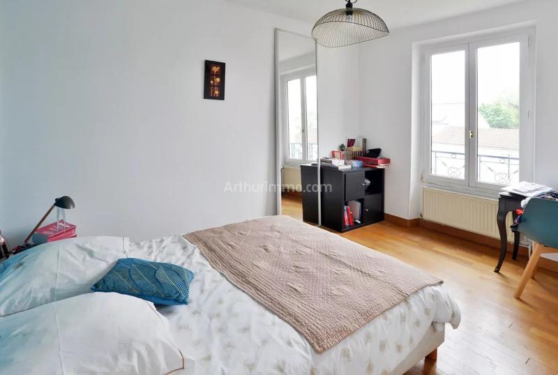 Maison - 207 m² - 8 pièces