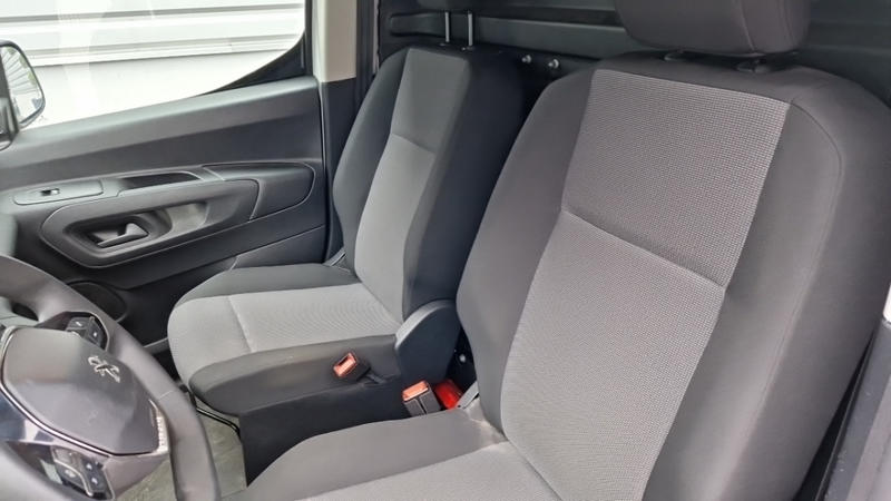 Peugeot Partner Fourgon Standard 1000 Kg Bluehdi 130 Ss Eat8 Premiu