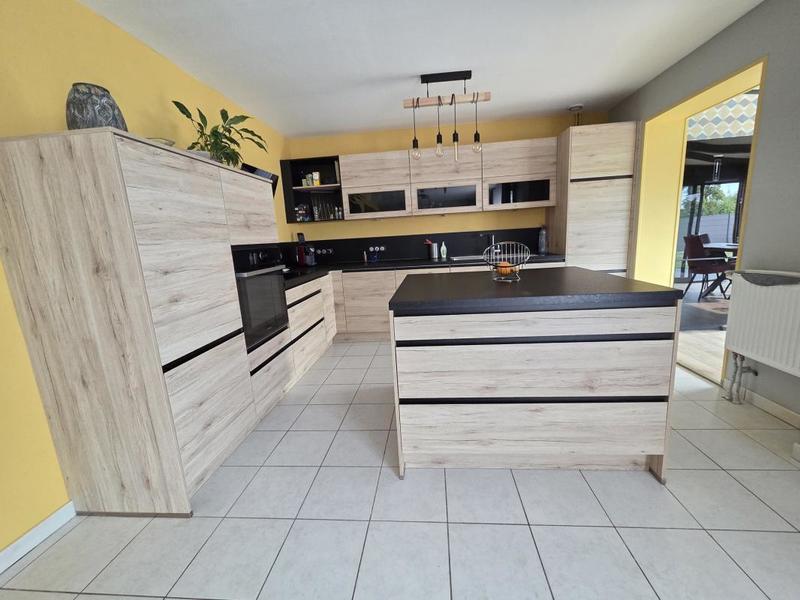 Pavillon - 165 m² - 9 pièces