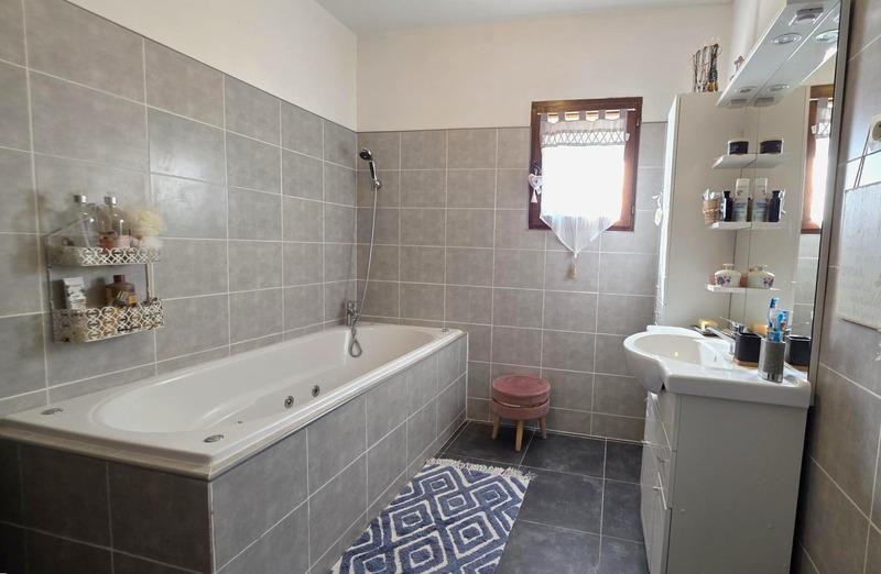 Maison - 139 m² - 5 pièces