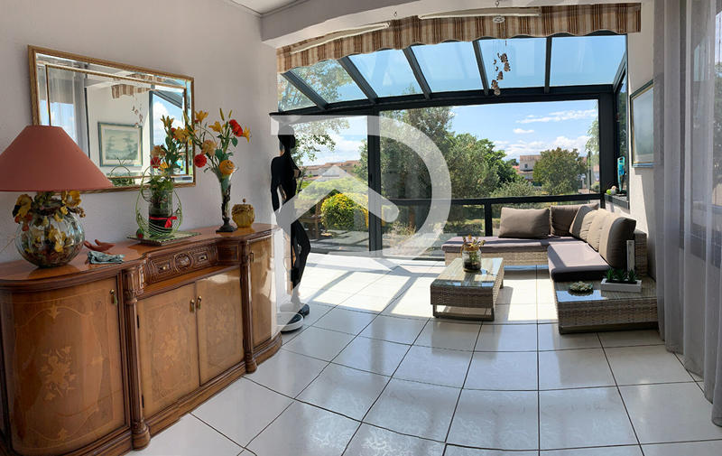 Maison - 287 m² - 8 pièces