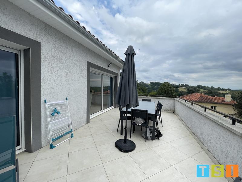 Maison - 223 m² - 8 pièces