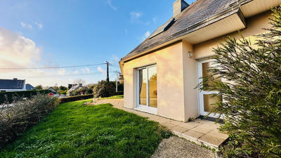 Maison - 121 m² - 6 pièces