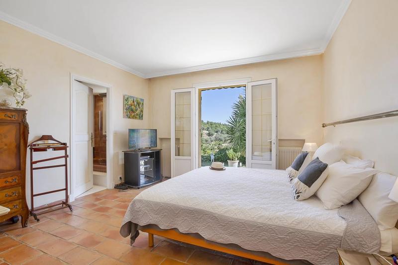 Maison - 161 m² - 5 pièces