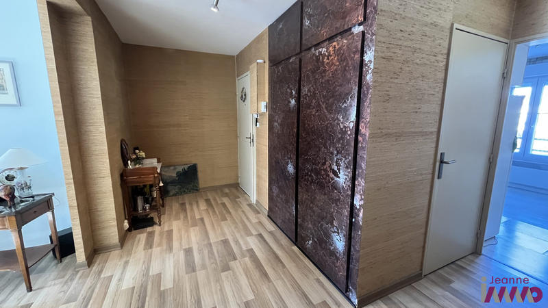 Appartement - 100 m² - 4 pièces