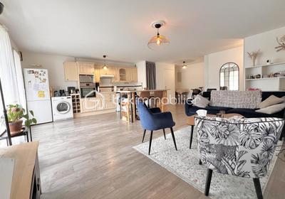 Appartement - 75 m² - 3 pièces