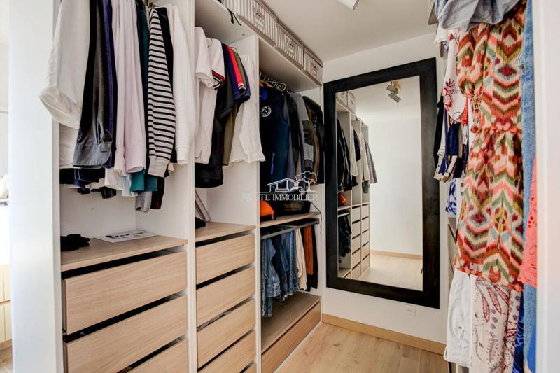 Maison - 151 m² - 6 pièces