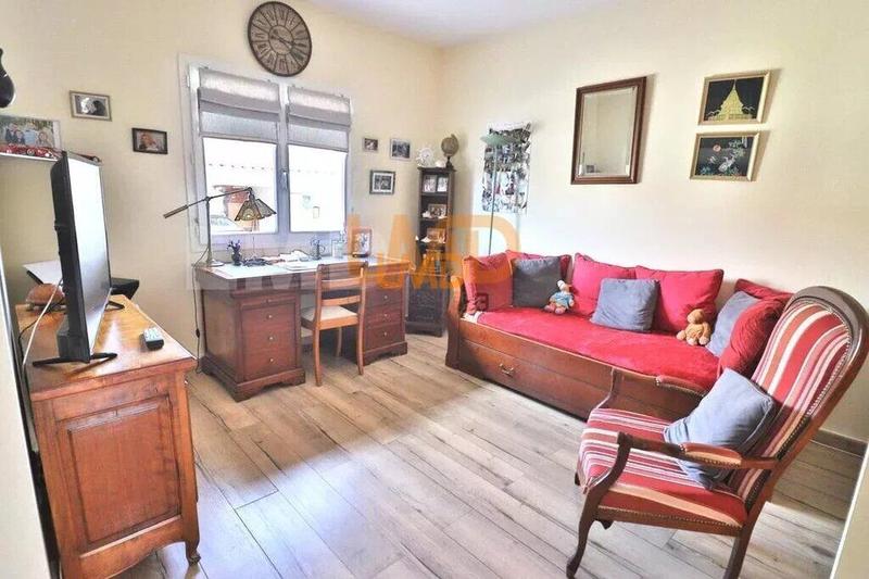 Villa - 146 m² - 5 pièces