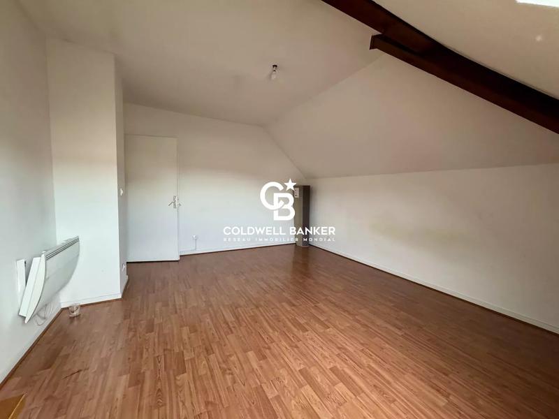 Chambre - 104 m² - 1 pièce