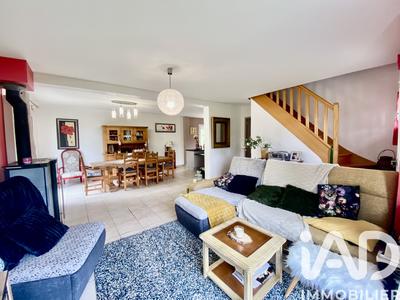 Maison - 89 m² - 5 pièces