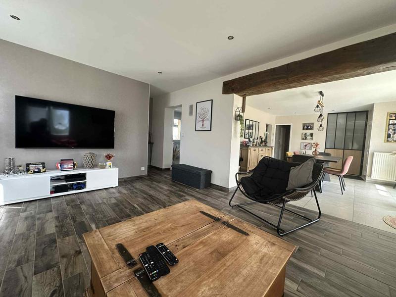 Maison - 143 m² - 7 pièces