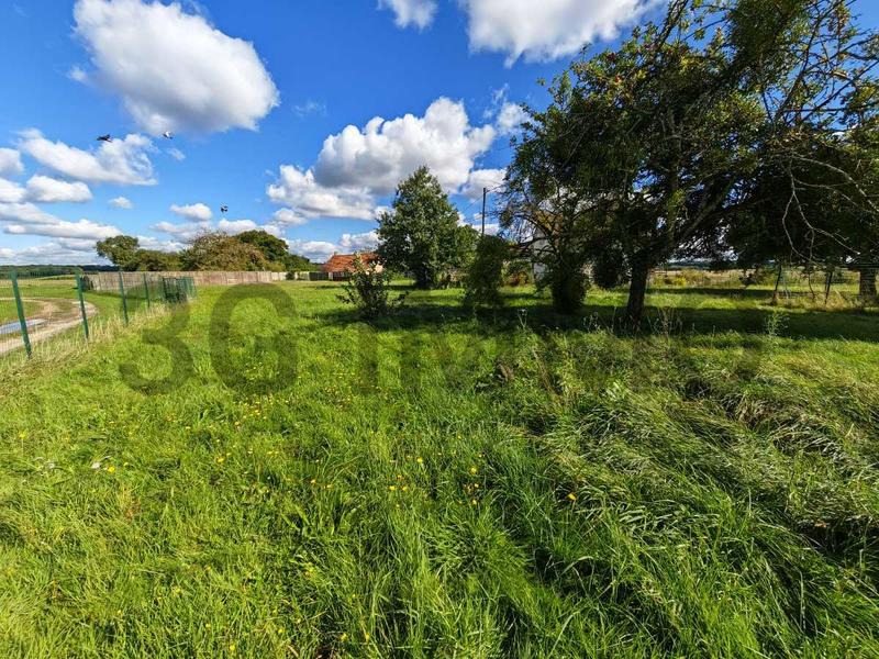 Terrain constructible - 802 m²