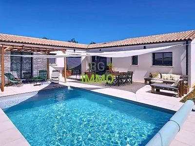 Maison - 121 m² - 6 pièces