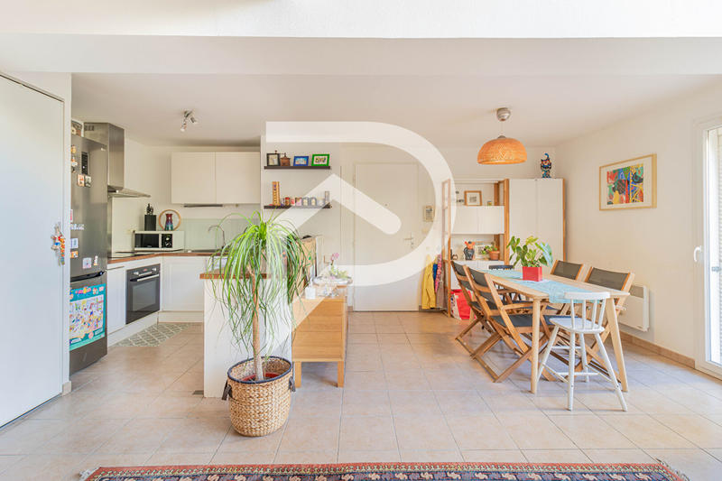 Appartement - 96 m² - 4 pièces