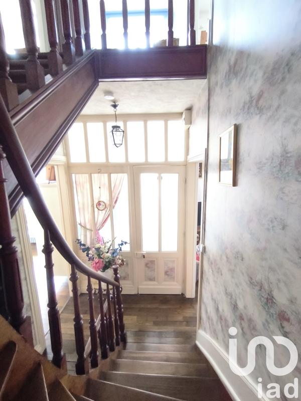 Maison - 188 m² - 8 pièces