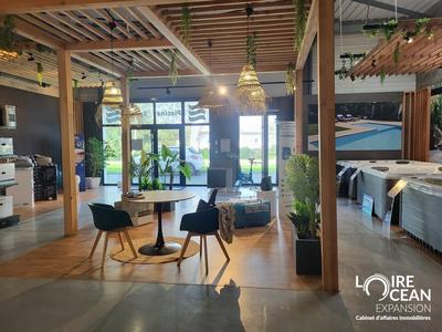 Local commercial - 200 m²