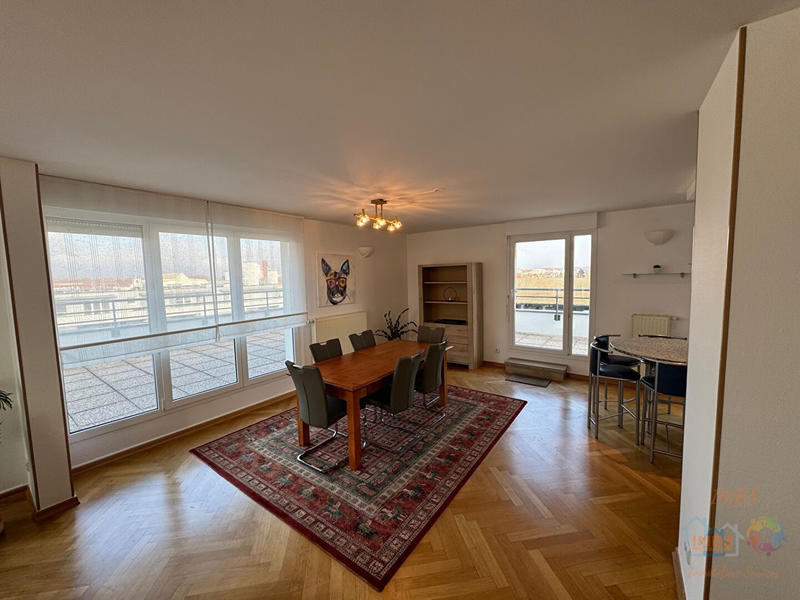 Appartement - 111 m² - 4 pièces