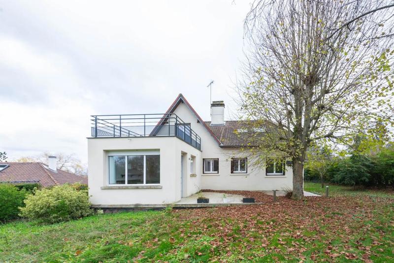 Maison - 122 m² - 5 pièces