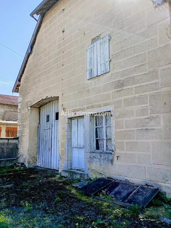 Maison - 243 m² - 8 pièces
