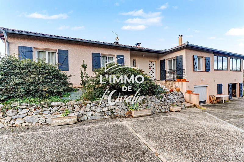 Maison - 211 m² - 7 pièces