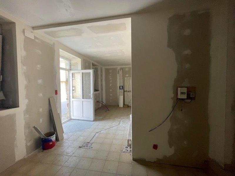 Maison - 300 m² - 6 pièces