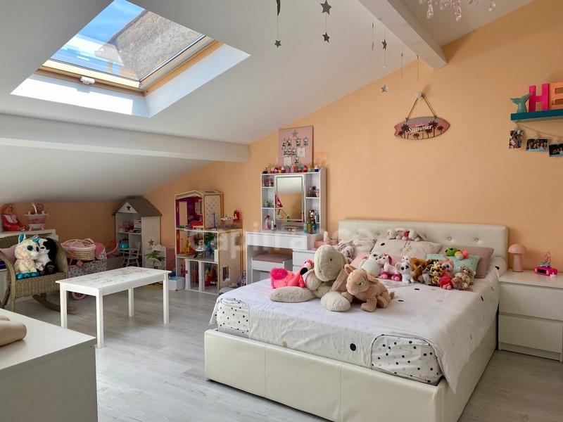 Duplex - 147 m² - 4 pièces