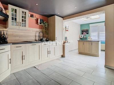 Maison - 95 m² - 4 pièces