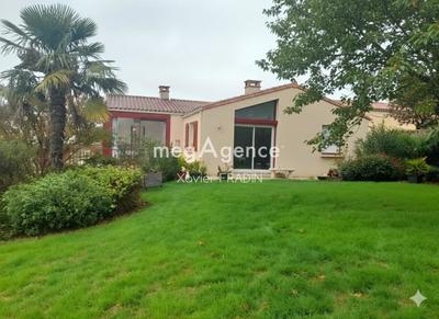 Maison - 112 m² - 5 pièces