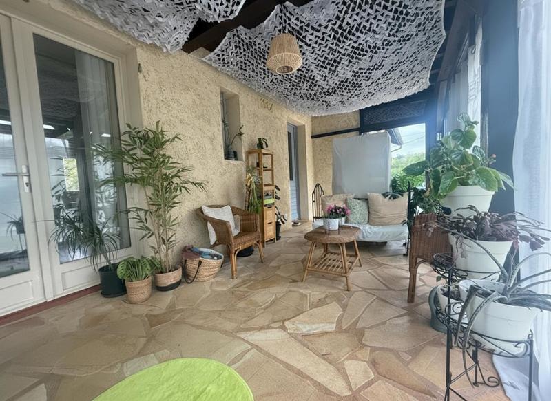 Maison - 159 m² - 7 pièces