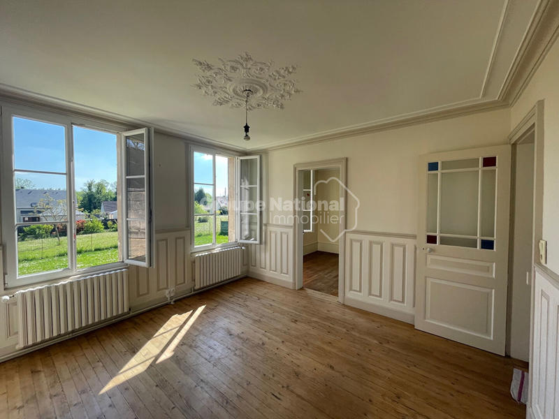 Maison - 92 m² - 5 pièces