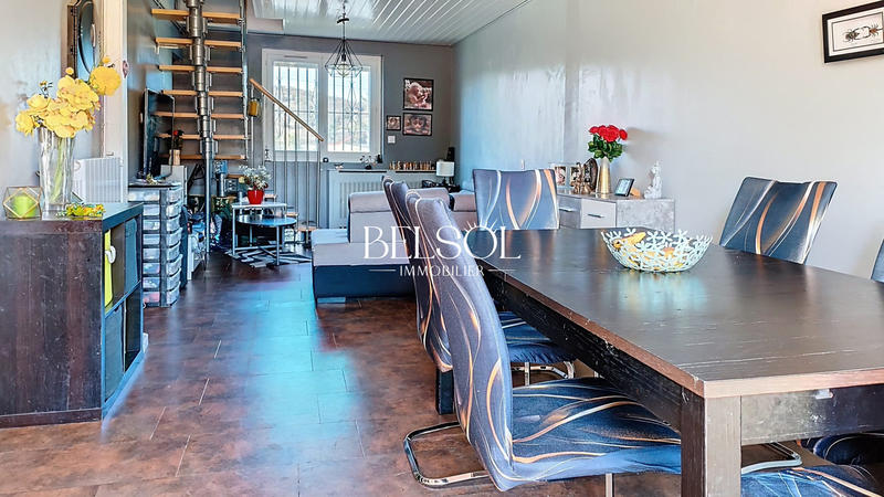 Maison - 119 m² - 5 pièces