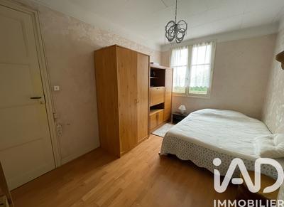 Maison - 90 m² - 5 pièces