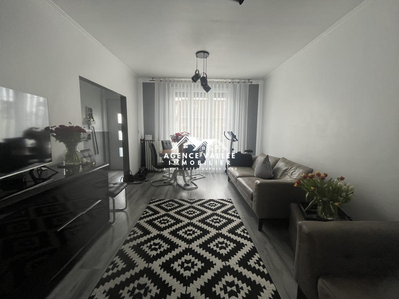 Maison - 100 m² - 5 pièces