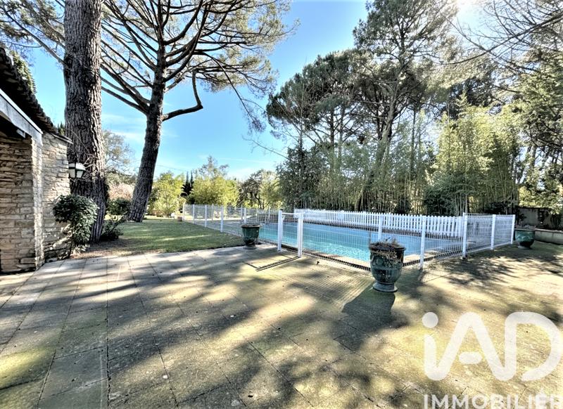 Maison - 325 m² - 8 pièces