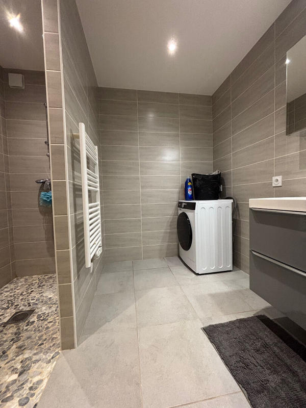 Immeuble - 9 pièces