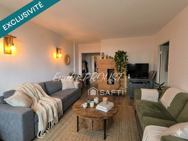 Appartement - 90 m² - 5 pièces