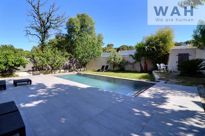 Maison - 140 m² - 5 pièces