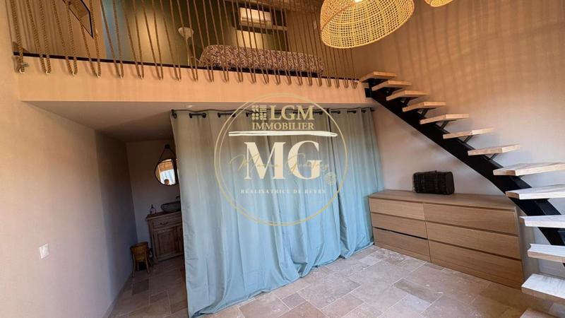 Maison - 185 m² - 6 pièces