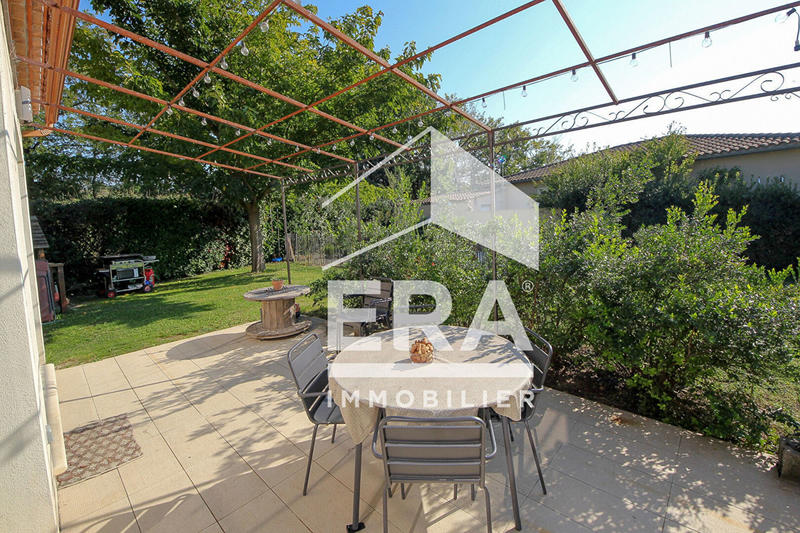 Maison - 137 m² - 7 pièces