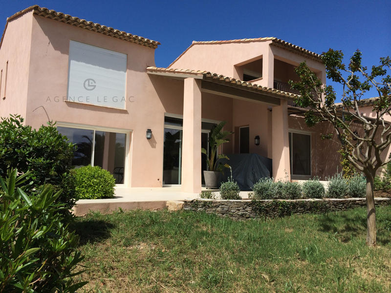 Villa - 196 m² - 5 pièces