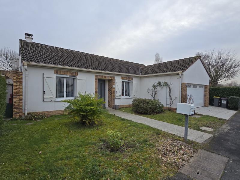 Maison - 93 m² - 5 pièces