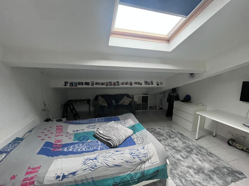 Duplex - 93 m² - 5 pièces